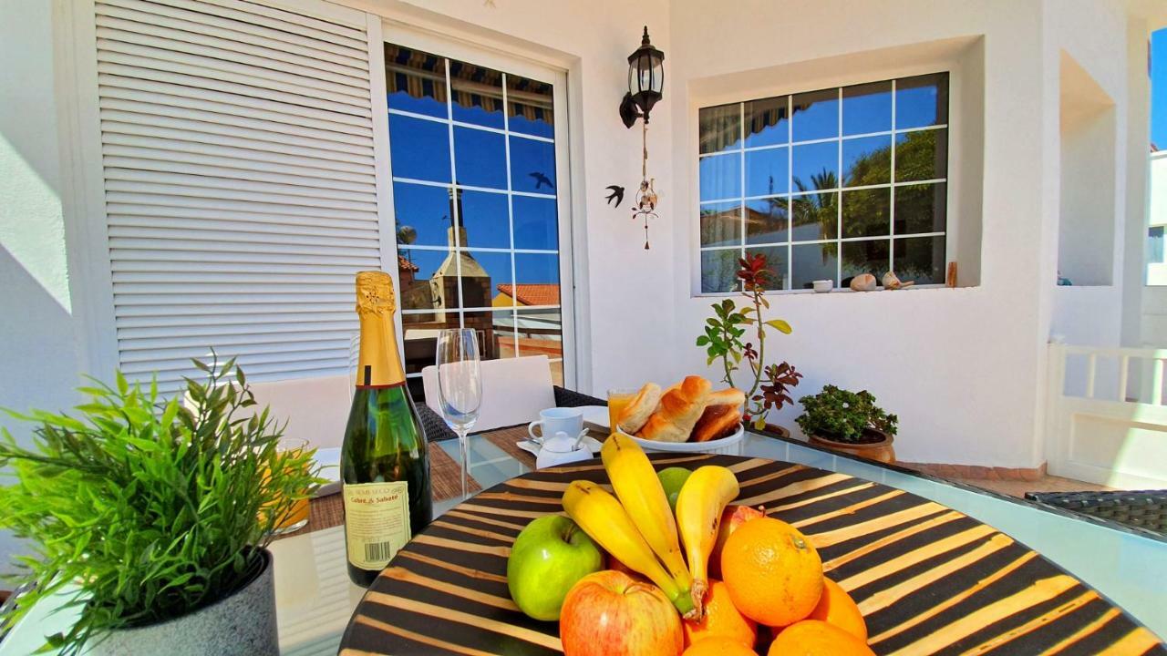 Ferienhaus Casa Blanca - Tarajalejo - Glasfaserinternet - Meerblick Екстериор снимка