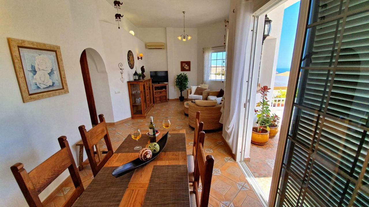Ferienhaus Casa Blanca - Tarajalejo - Glasfaserinternet - Meerblick Екстериор снимка