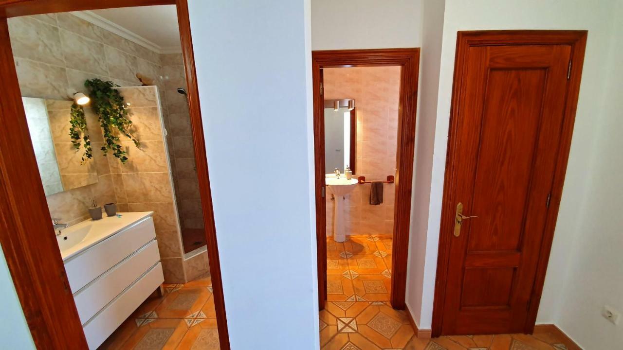 Ferienhaus Casa Blanca - Tarajalejo - Glasfaserinternet - Meerblick Екстериор снимка