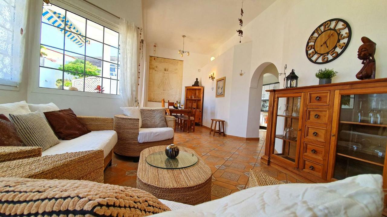Ferienhaus Casa Blanca - Tarajalejo - Glasfaserinternet - Meerblick Екстериор снимка
